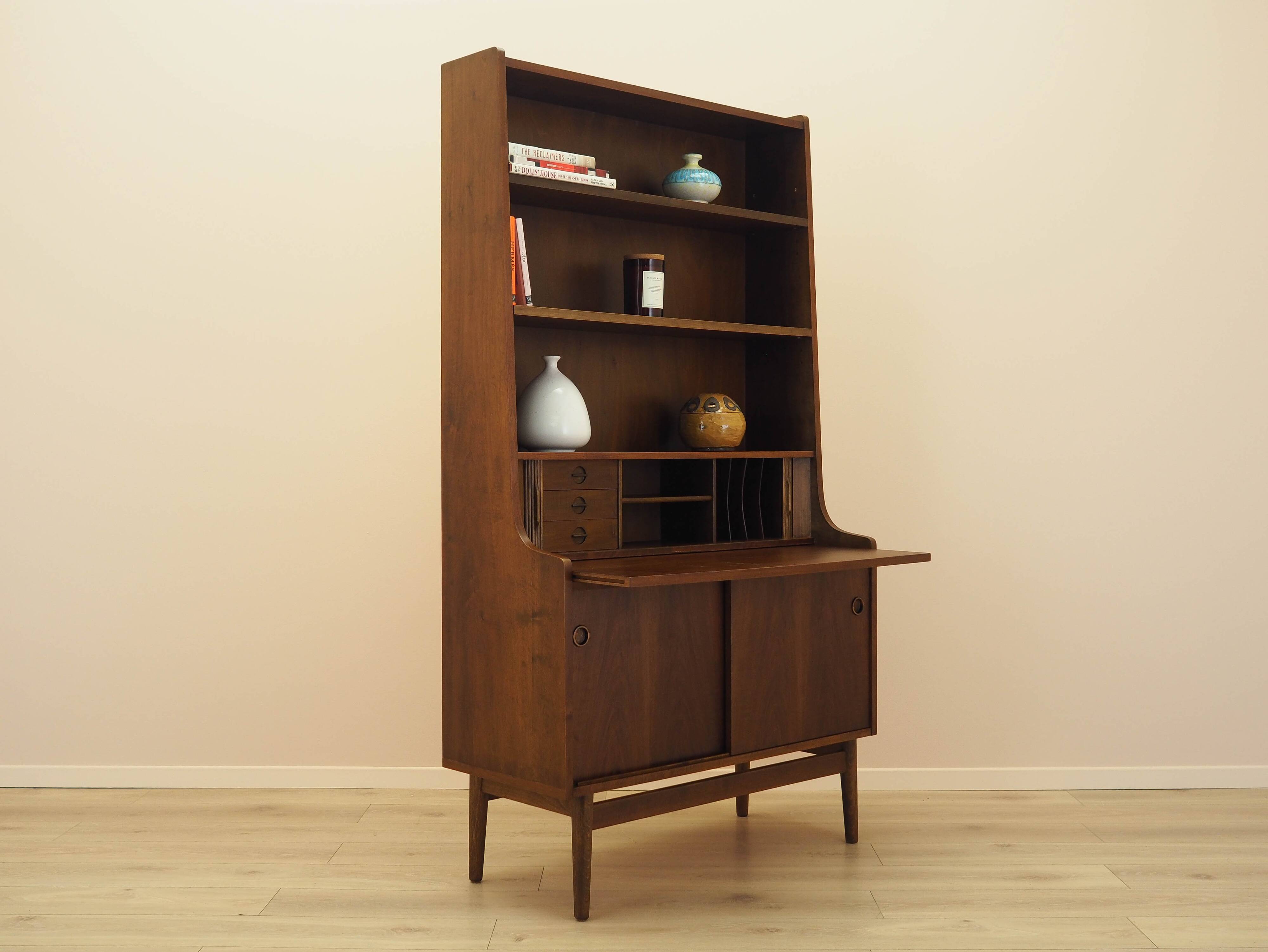 Walnut bookcase, Danish design, 1970s, designer: Johannes Sorth