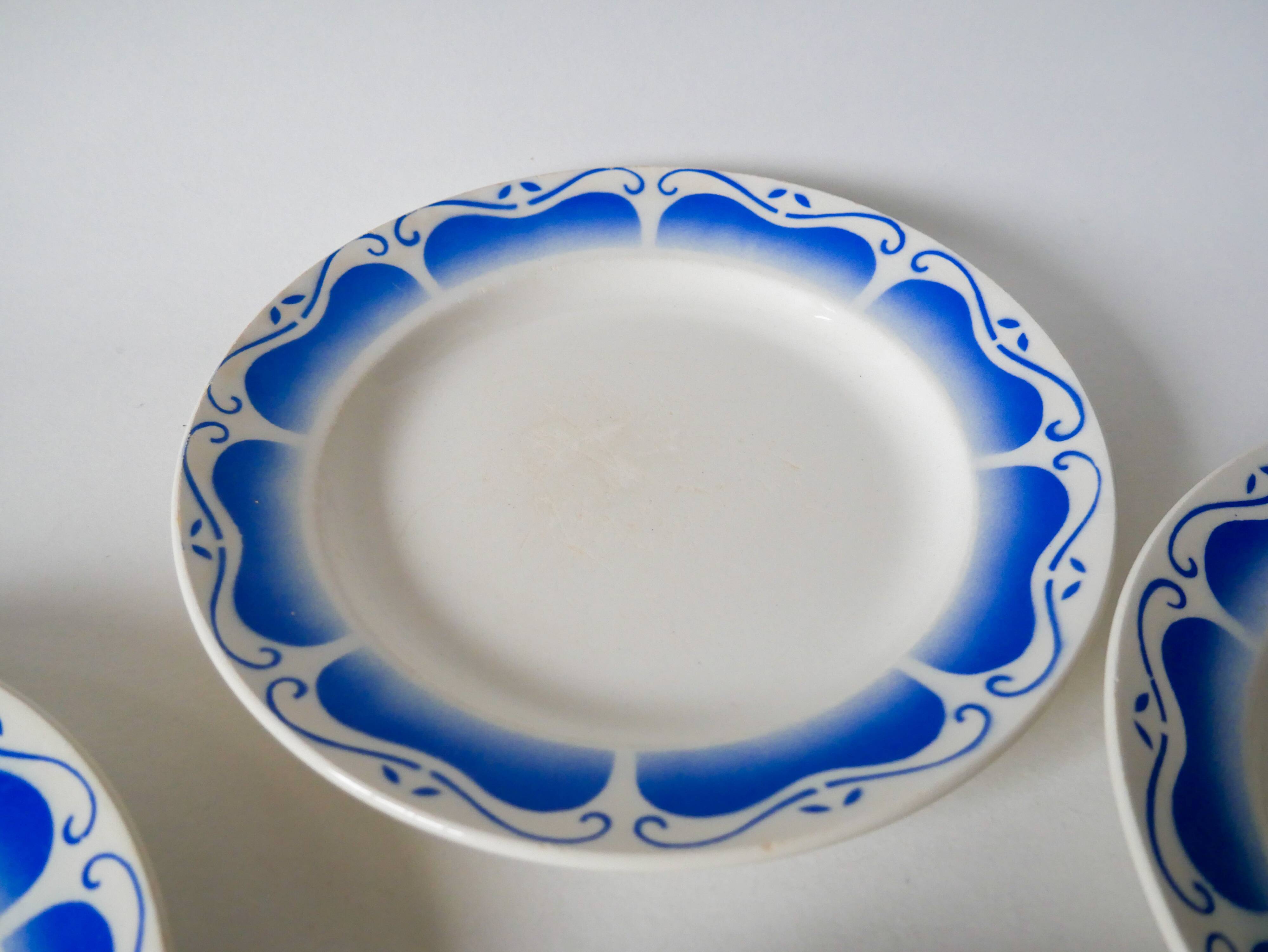 Set of 4 gien royal blue art deco flat plates 1930