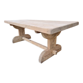 Farmhouse table