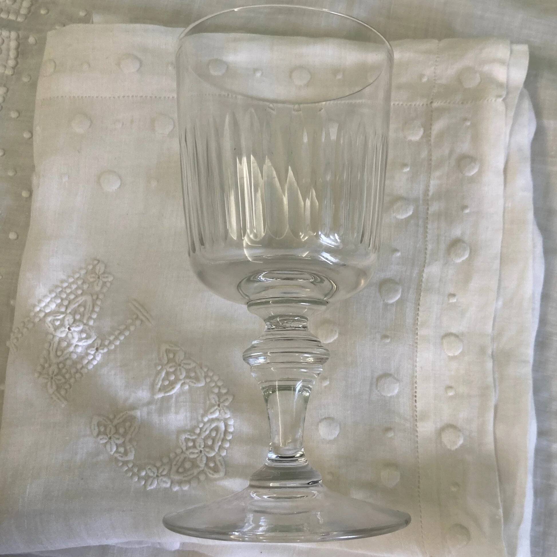 Baccarat 10 white wine glasses, Renaissance model, around 1900.
