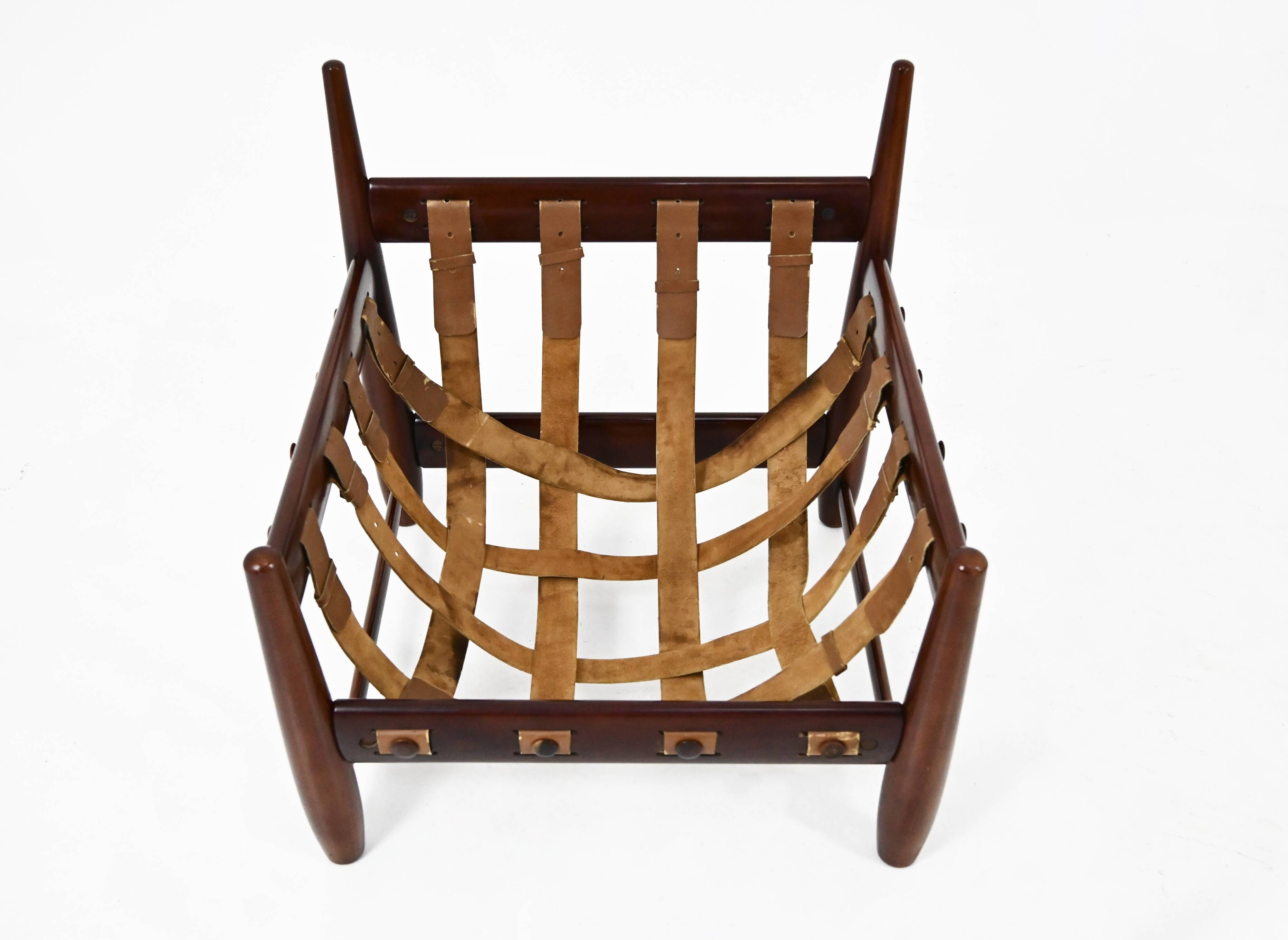 "Mole" armchair by Sergio Rodrigues for Oca, 1950s