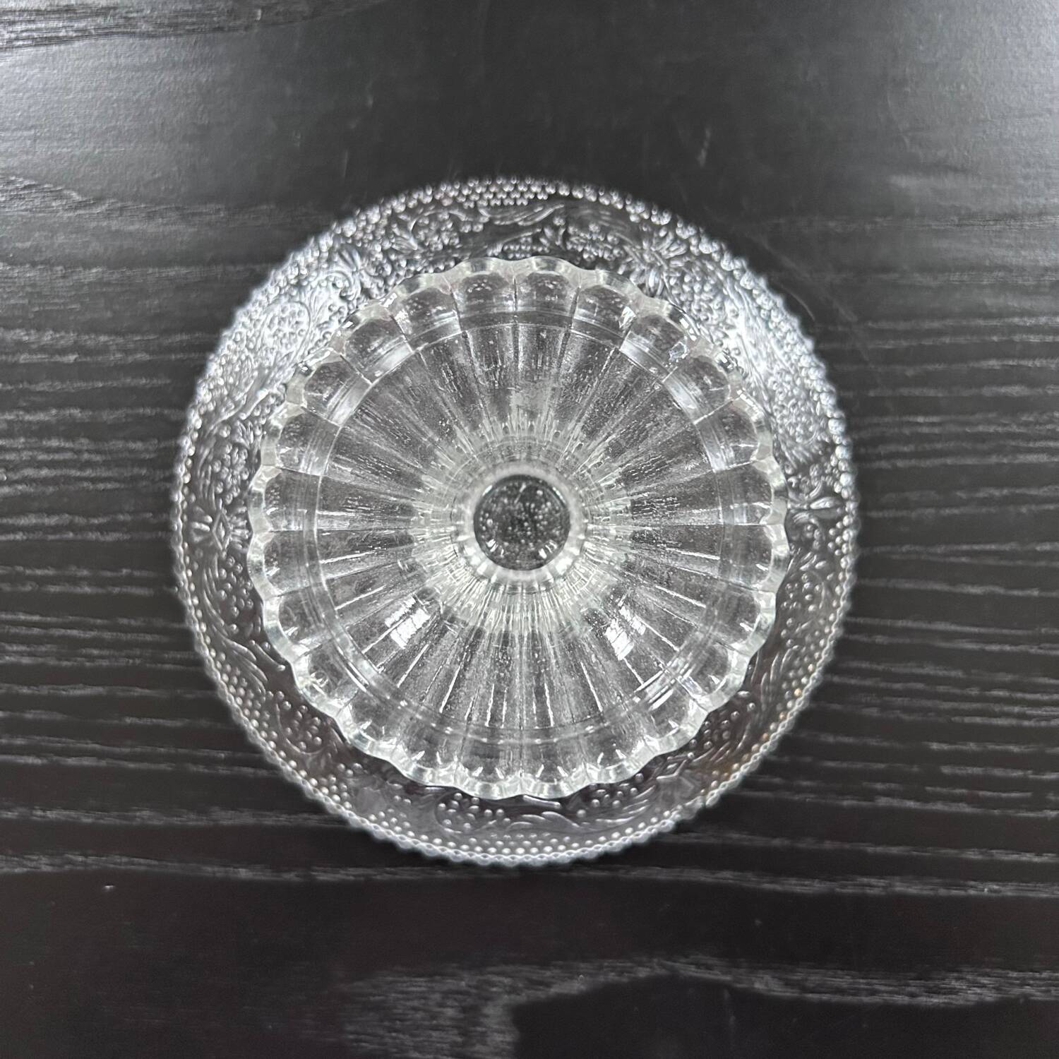 Small footed cookie dish