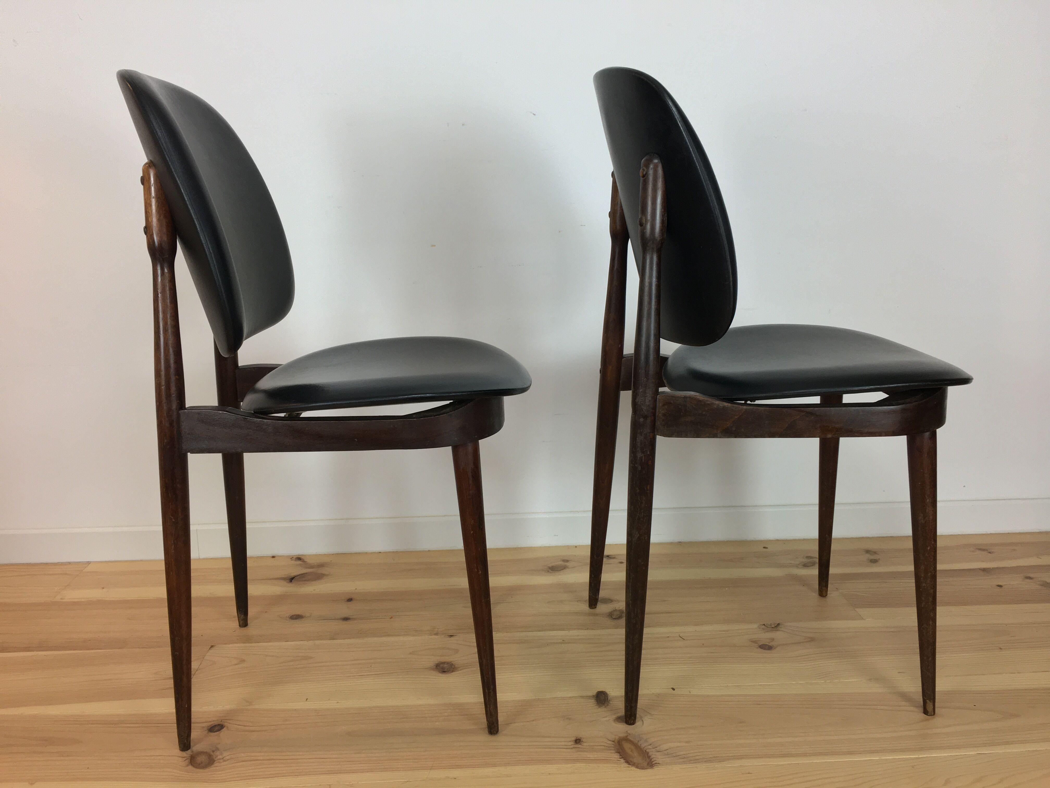 Pegasus chair by Baumann, black