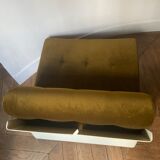 Armchair amanta by Mario Bellini