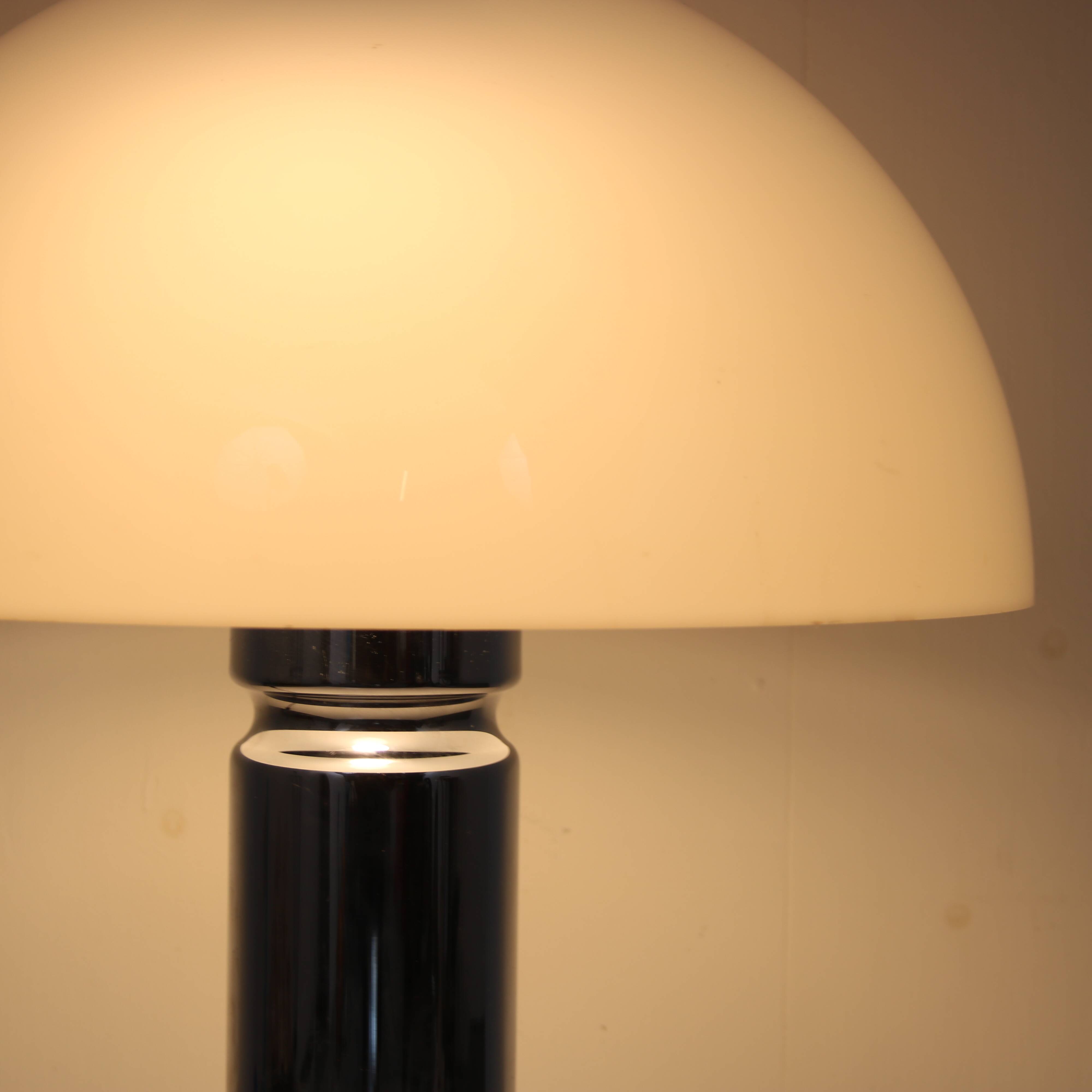 1970s Dutch design mushroom table lamp