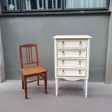 Neoclassical vertical dresser