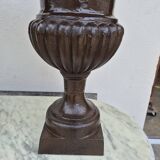 Pair of Medici cast iron vases from a bourgeois house - H73cm