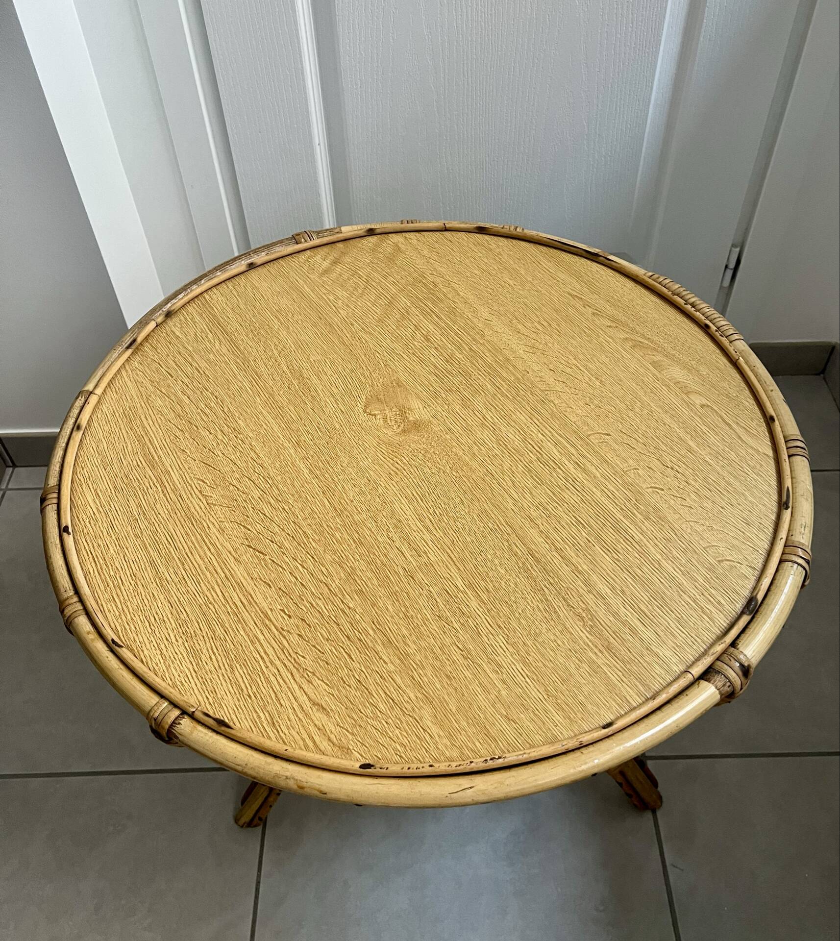 Table basse ronde rotin années 60