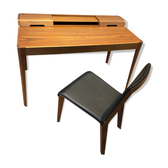 Saffo desk and Aisha chair for Podora