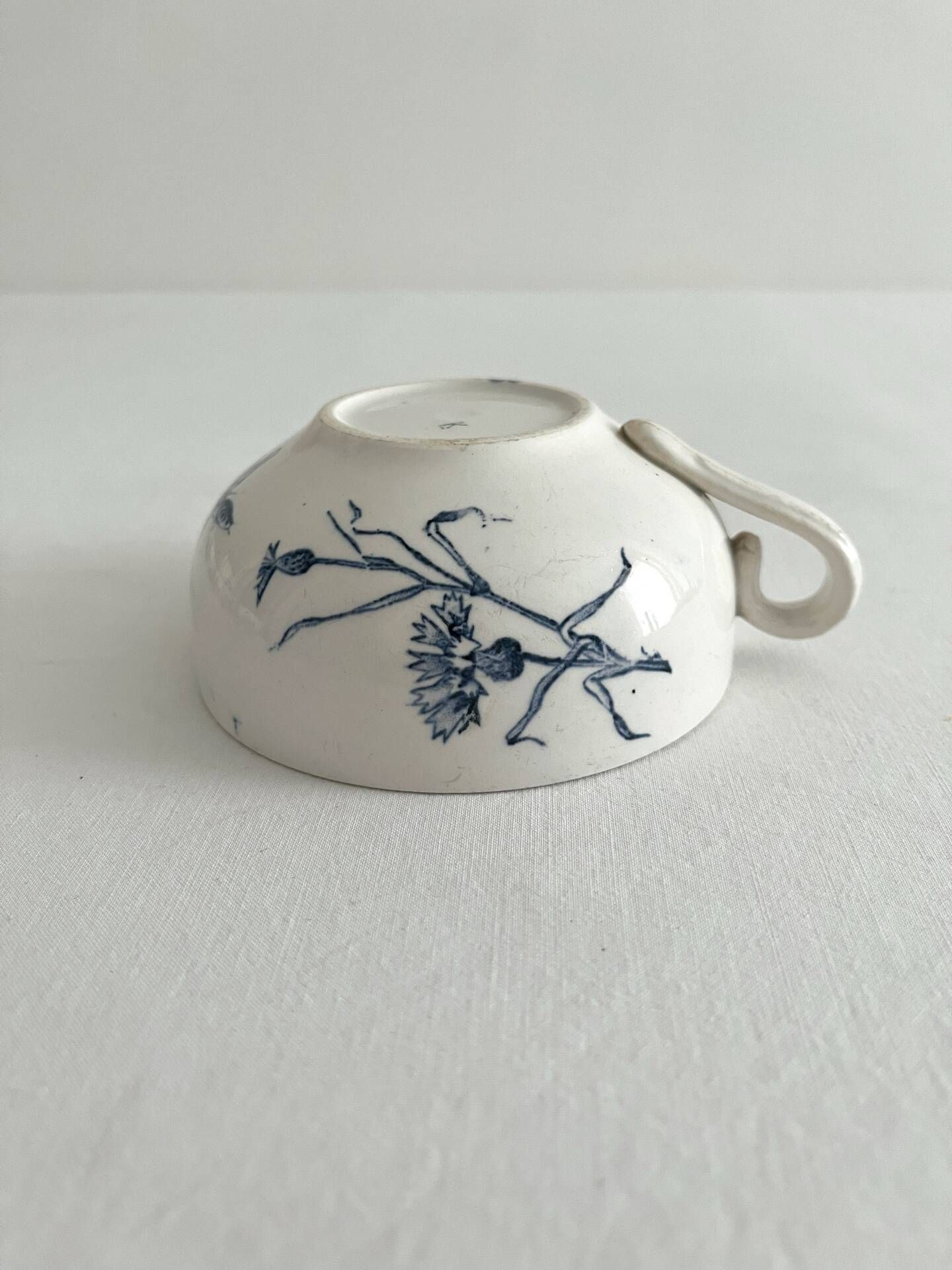 Antique ironstone cup "Carmen" Sarreguemines