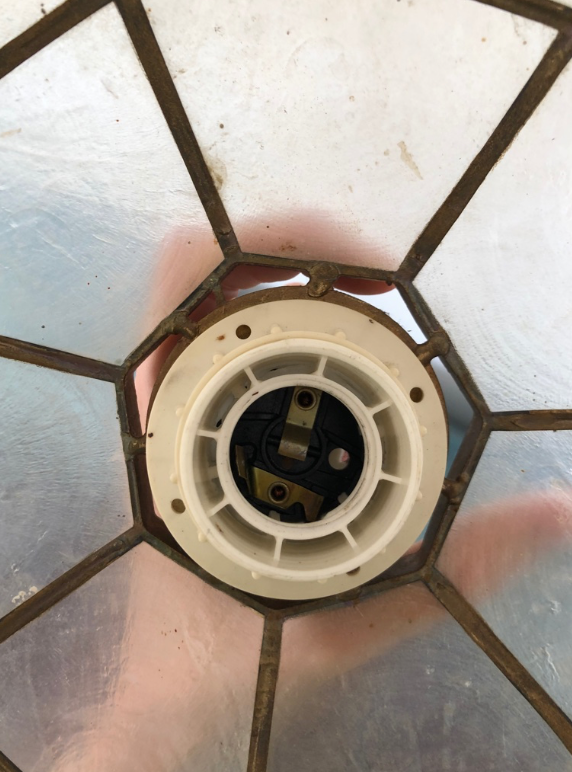 Mother-of-pearl hanging lamp