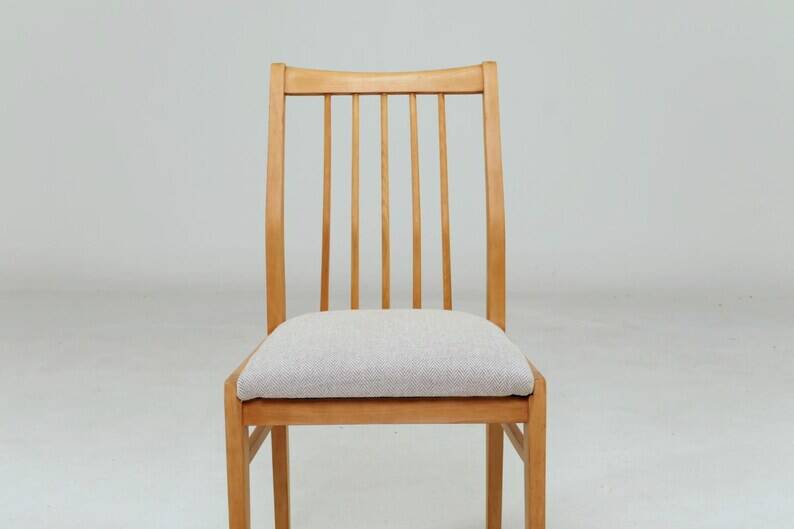 Vintage Dining Chairs Set of 4, Natural beech wood, Herringbone fabric