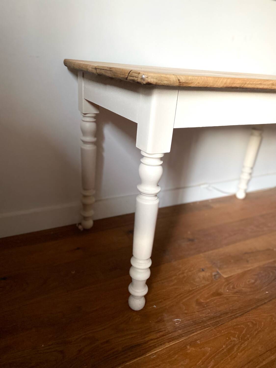 Antique walnut table for 4 people.