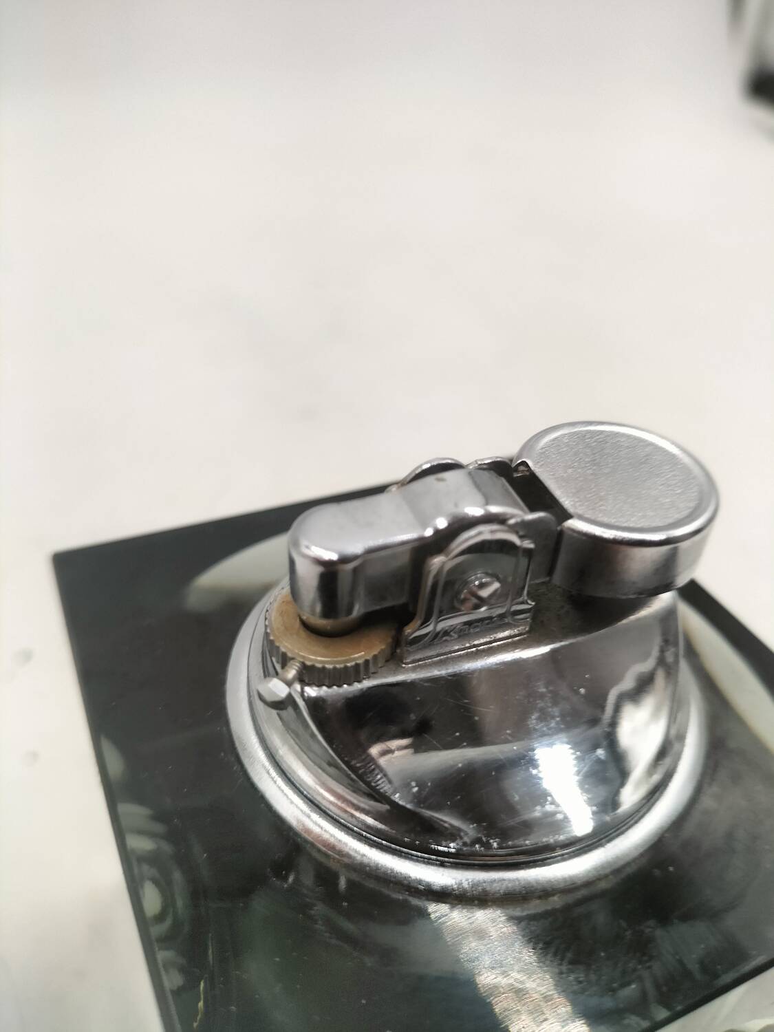 Briquet Antonio emperor ice cube model