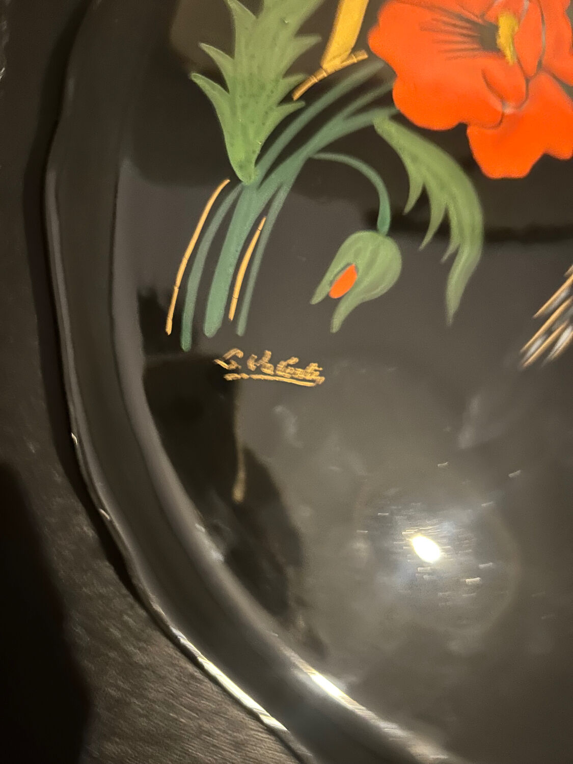 Dish with pie server