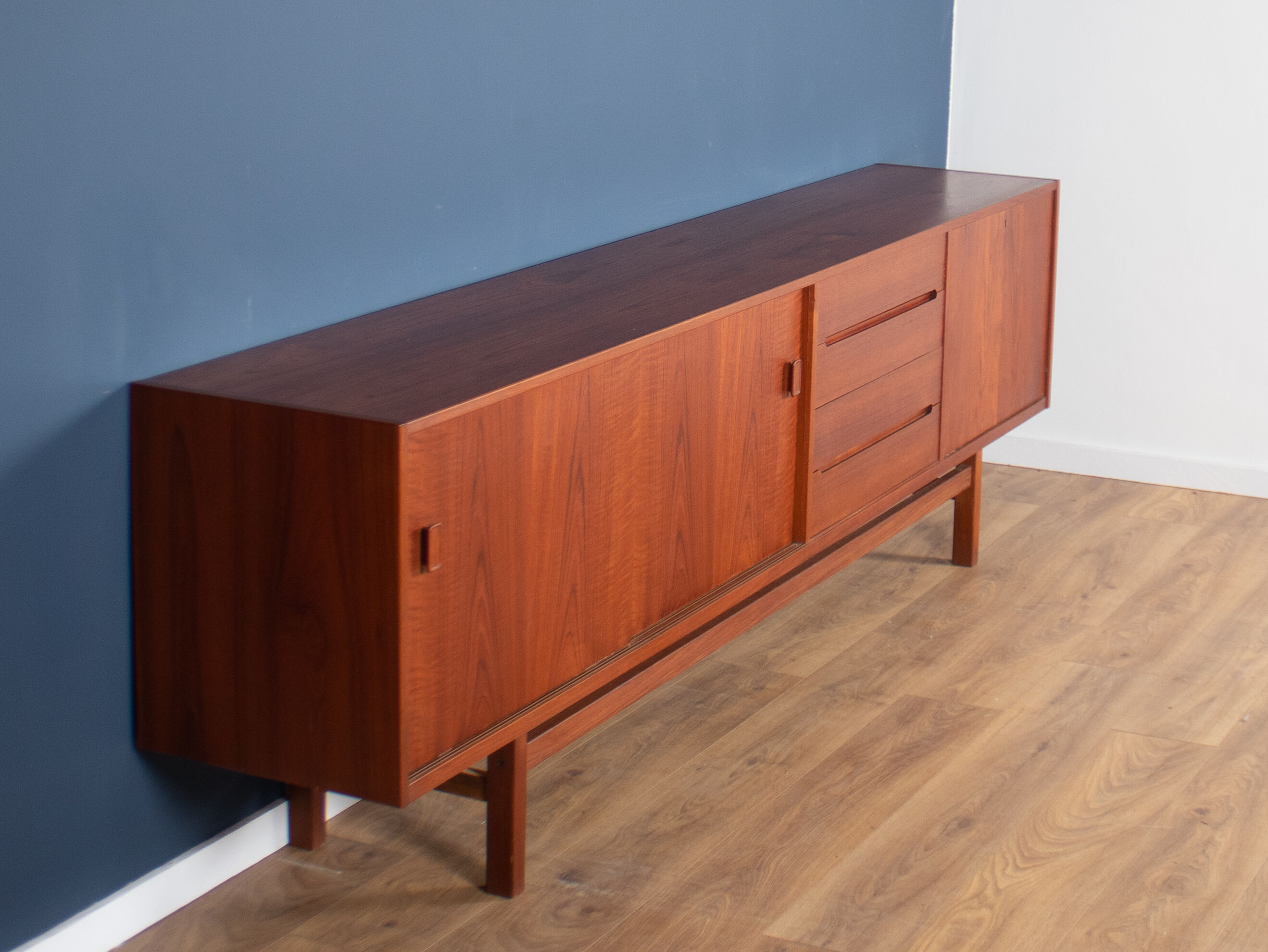 Aril Grande sideboard by Nils Jonsson for Hugo Troeds 1960s