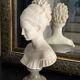 Statue Buste de Manon Lescaut albâtre socle marbre vert signé Giannelli