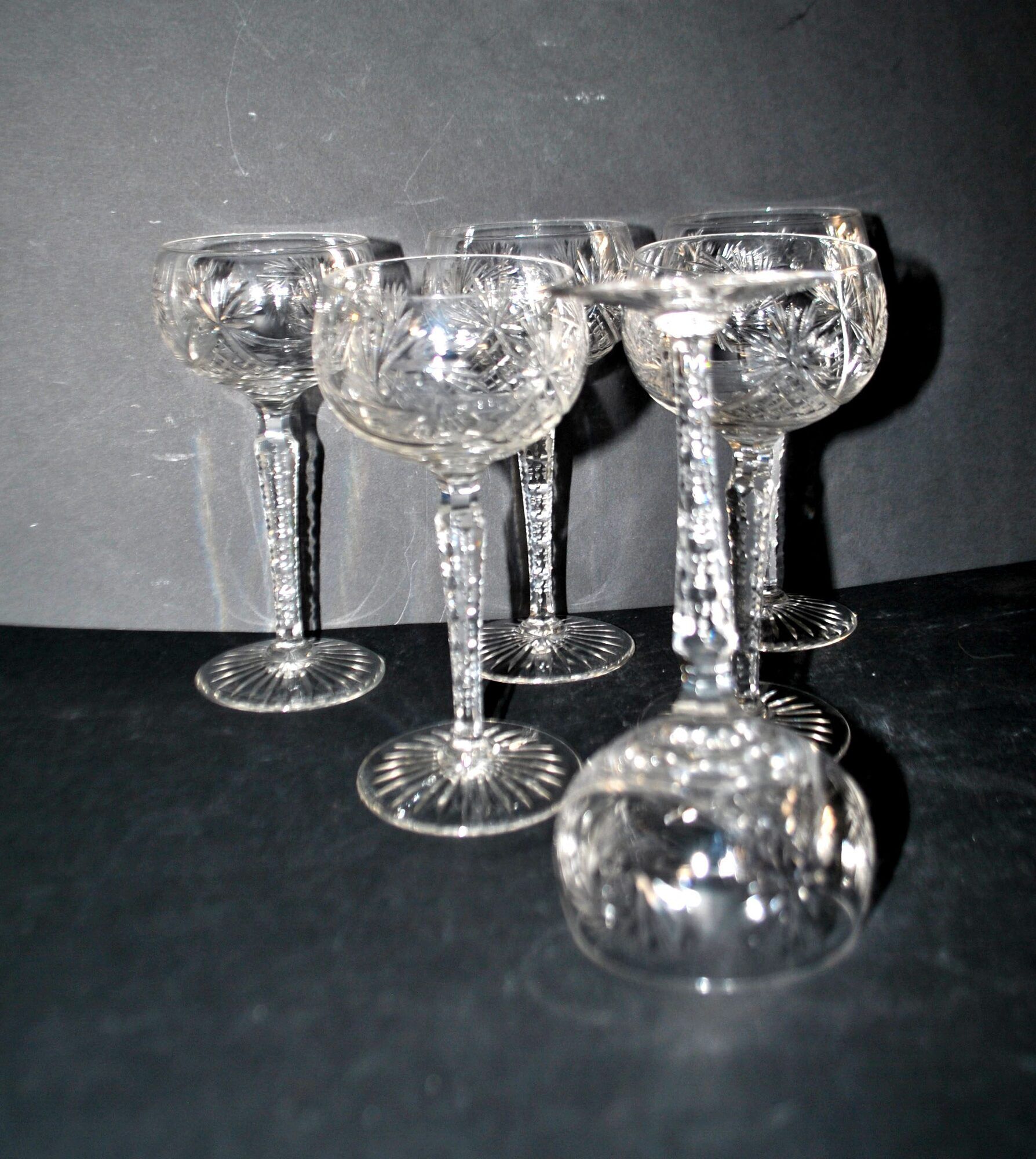 SAINT-LOUIS Balloon Wine Glass ROEMER in cut crystal star 1930 H15.3cm