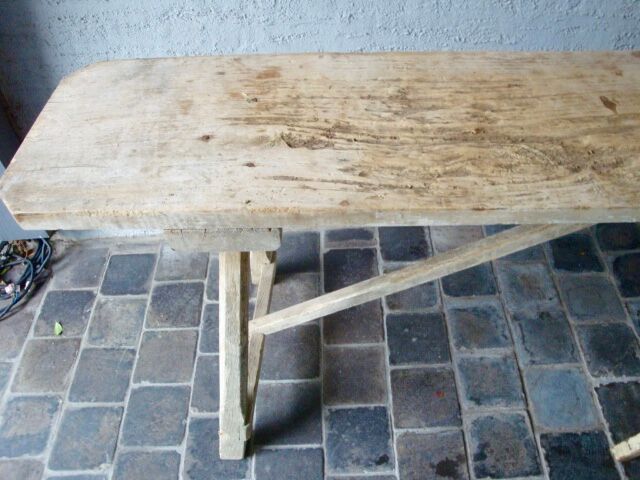 Table of washerwoman