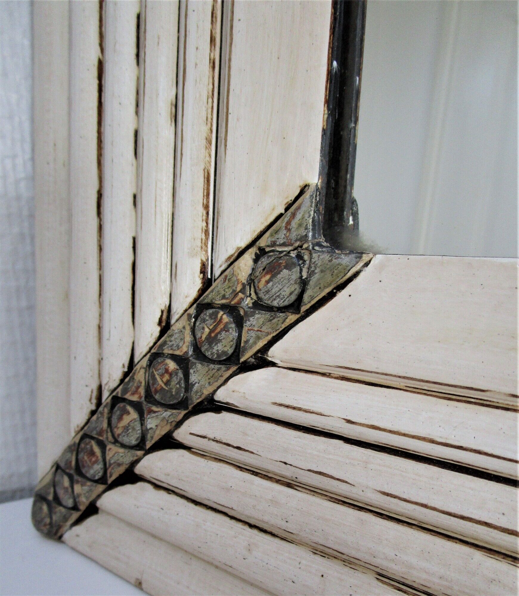 Mirror Art Deco patinated wood and stucco floral patterned Broquart Bordeaux 99 cm x 63 cm