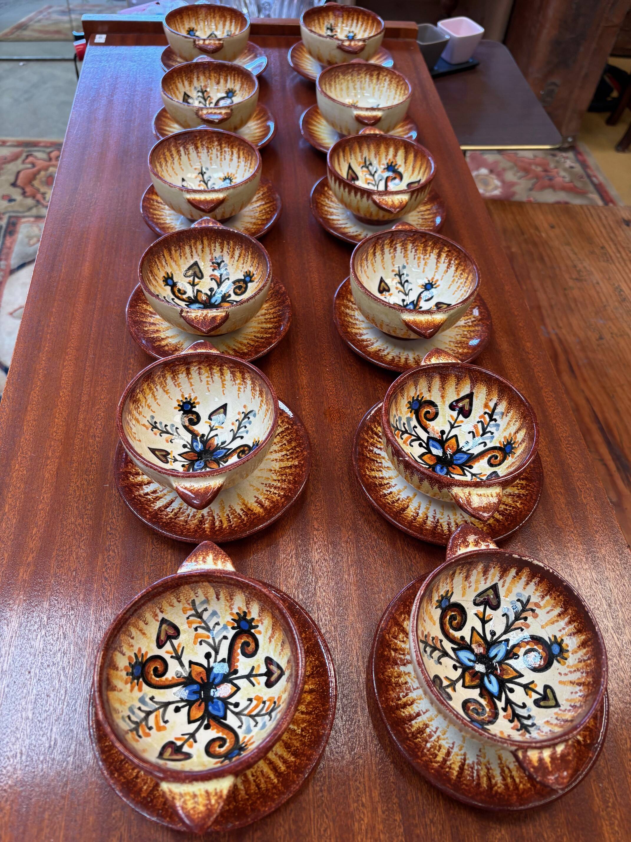 Set of 12 ear bowls with saucers – Quimper earthenware – P. Fouillen