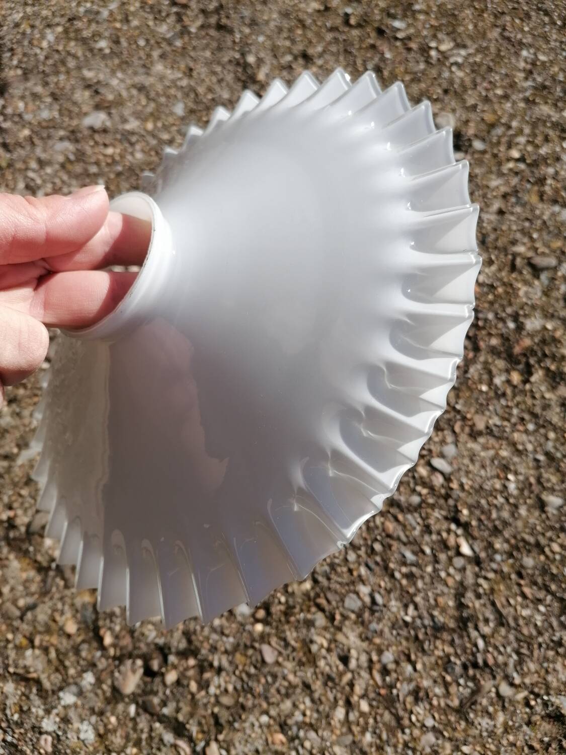 Vintage white scalloped opaline glass pendant lampshade