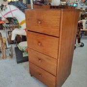 Commode en bois
