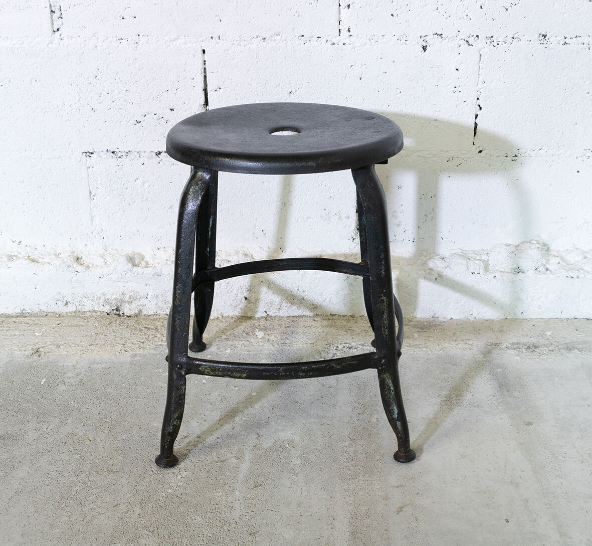 Nicolle workshop stool