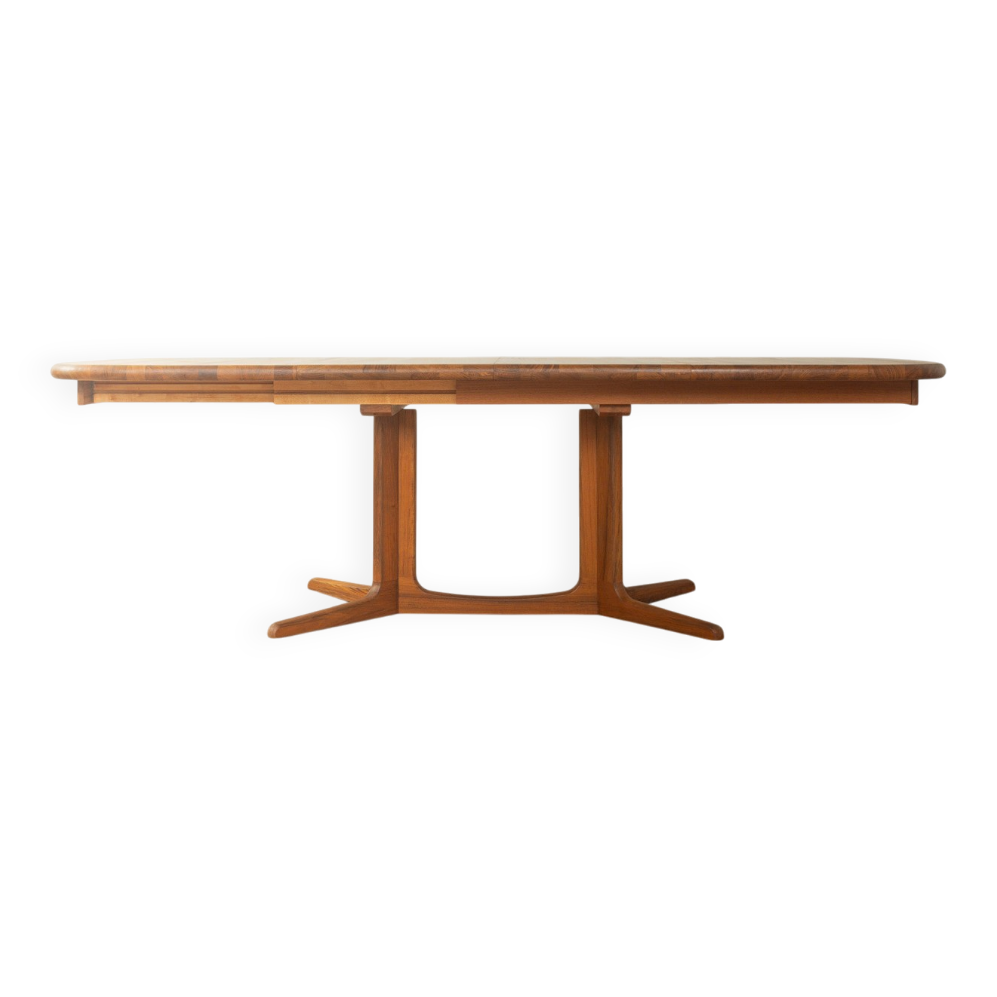 Glostrup dining table, 1980s, solid teak, by Johs. Kristoffersen & Søn, with two extension leaves