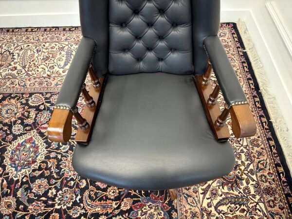 Chaise de bureau Chesterfield classique anglaise noire