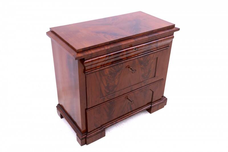 Biedermeier chest of drawers from circa 1840