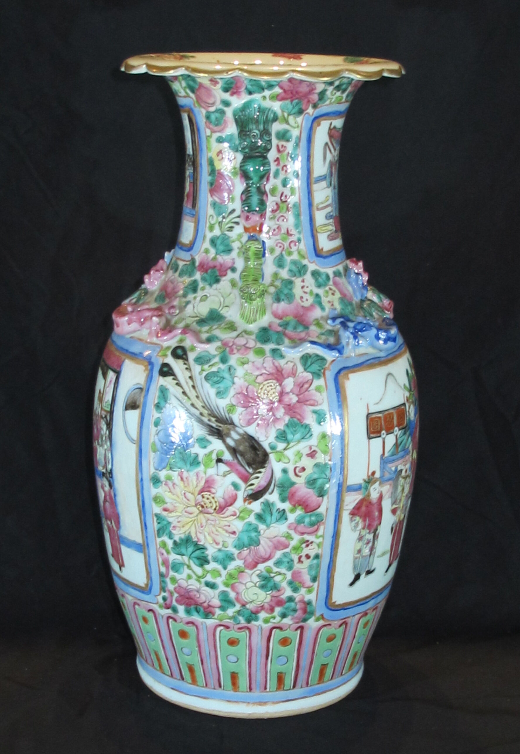 Large Chinese vase China 19th century