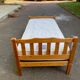 Lit sommier une place 90x200cm en bois massif pin style scandinave