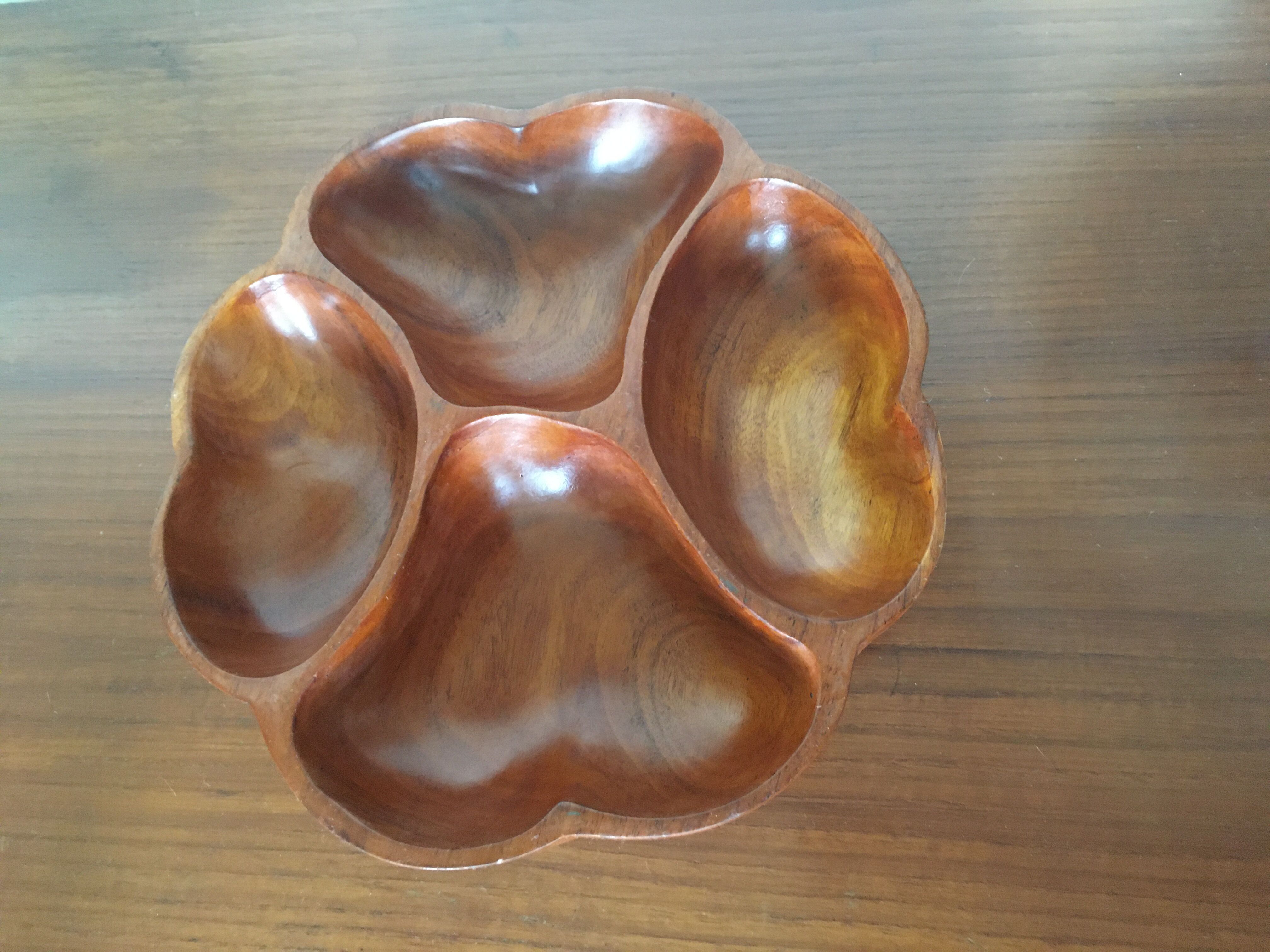 Flower shaped wooden dish