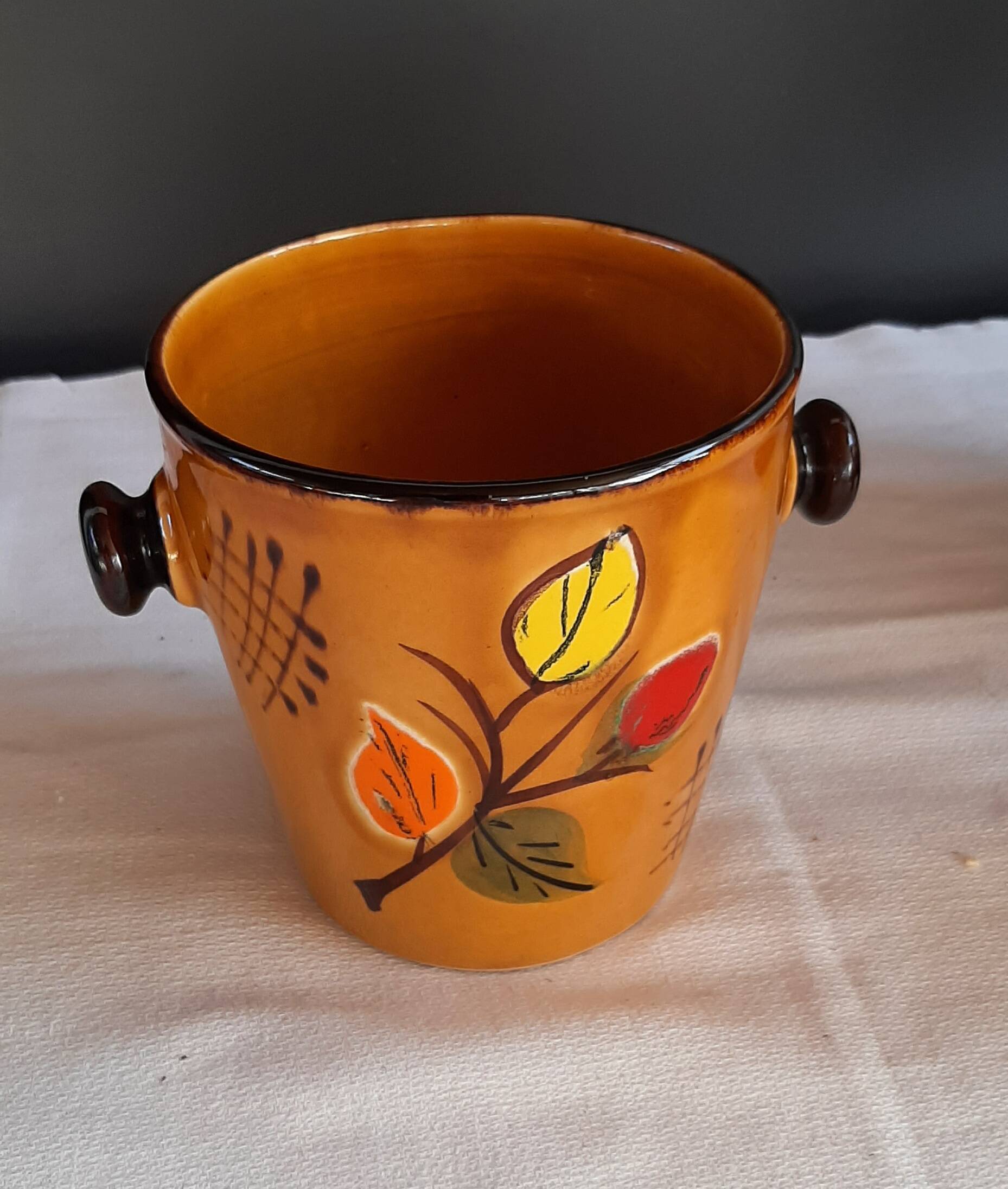 Pot à glaçons et 2 carafes