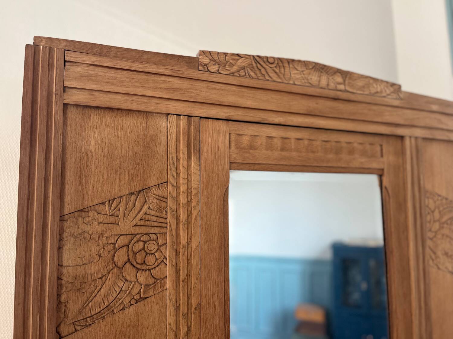 Art Deco mirrored wardrobe