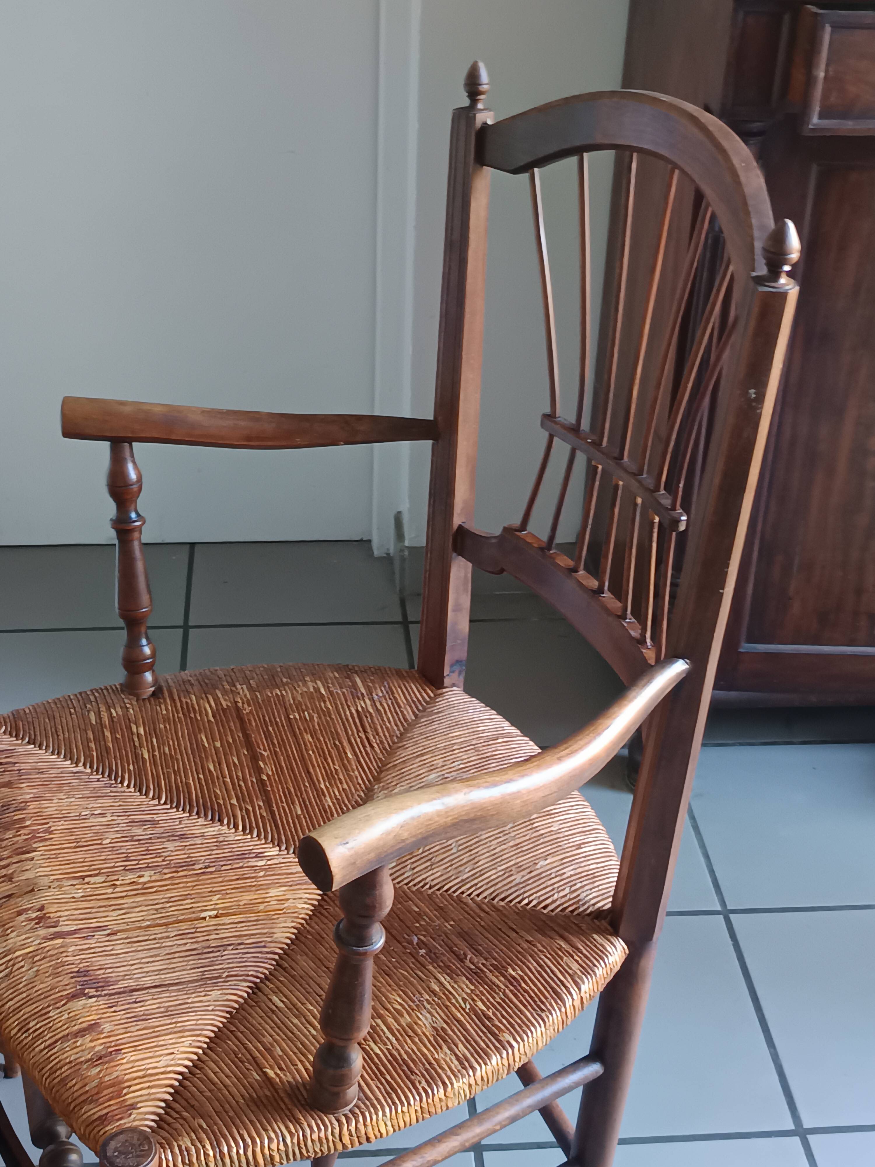 Paire de fauteuils anciens provençaux fin XIXème
