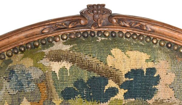 Fauteuil cabriolet d'époque Louis XV estampillé MDLP de Martin Delaporte