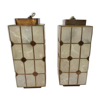 Pair of suspensions