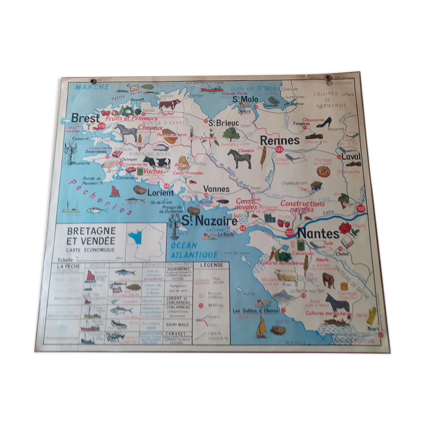 Educational map Brittany and Vendée Pays de la Loire Castles of the Loire