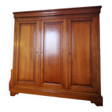 Armoire 3 portes en merisier massif style Louis Philippe