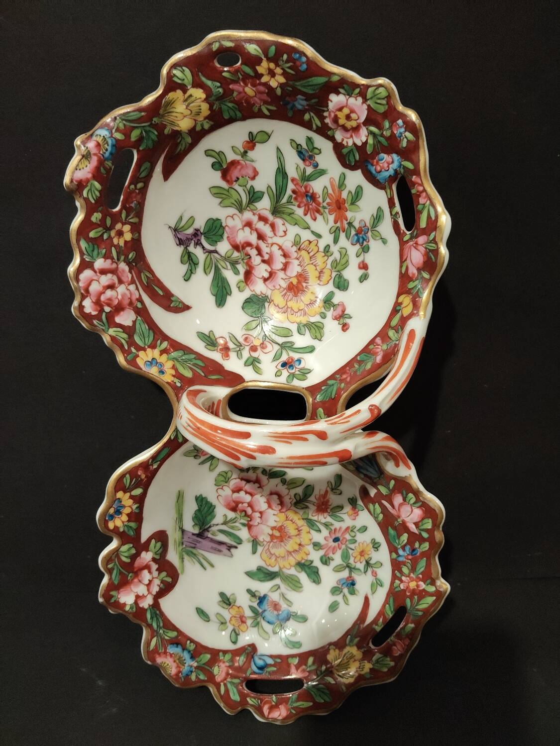 Double porcelain servant with floral decoration, polychrome and gilding – f