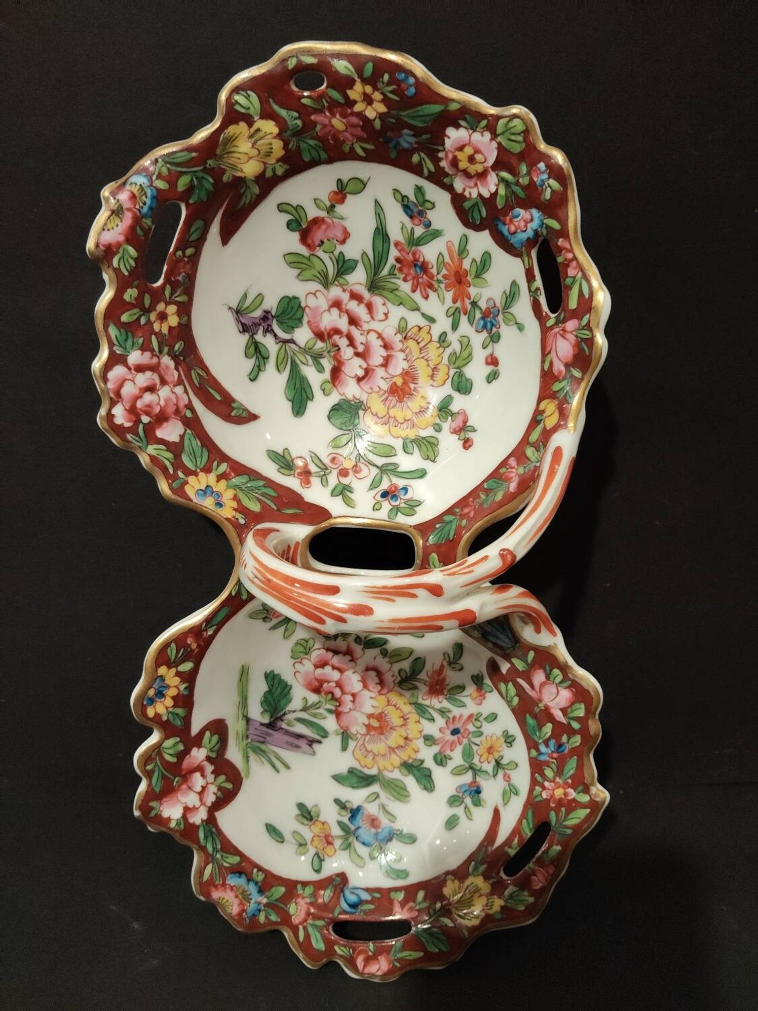 Double porcelain servant with floral decoration, polychrome and gilding – f