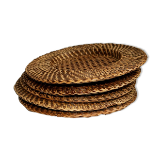 Lot of 5 under wicker plates