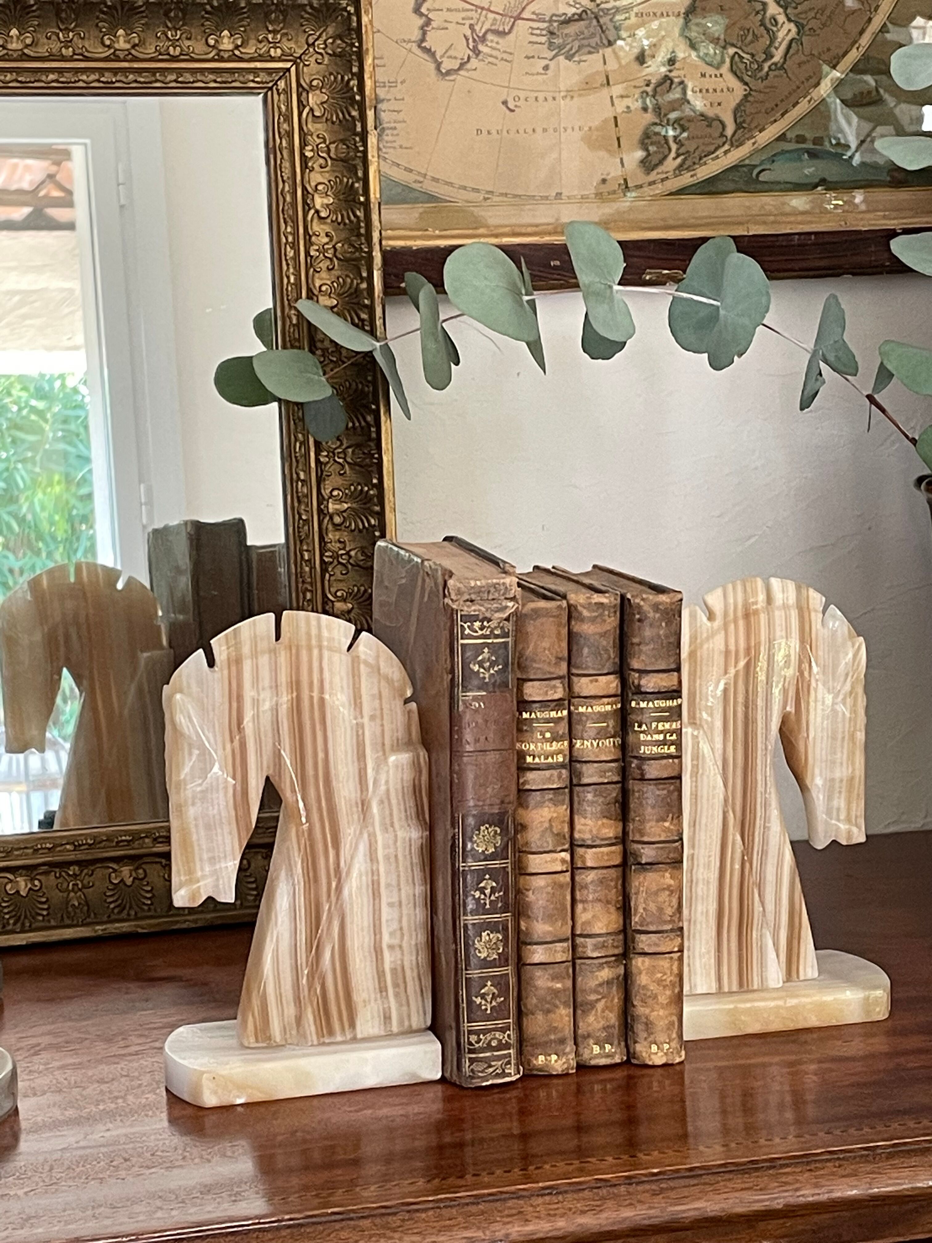 Pair of onyx bookends 19cm