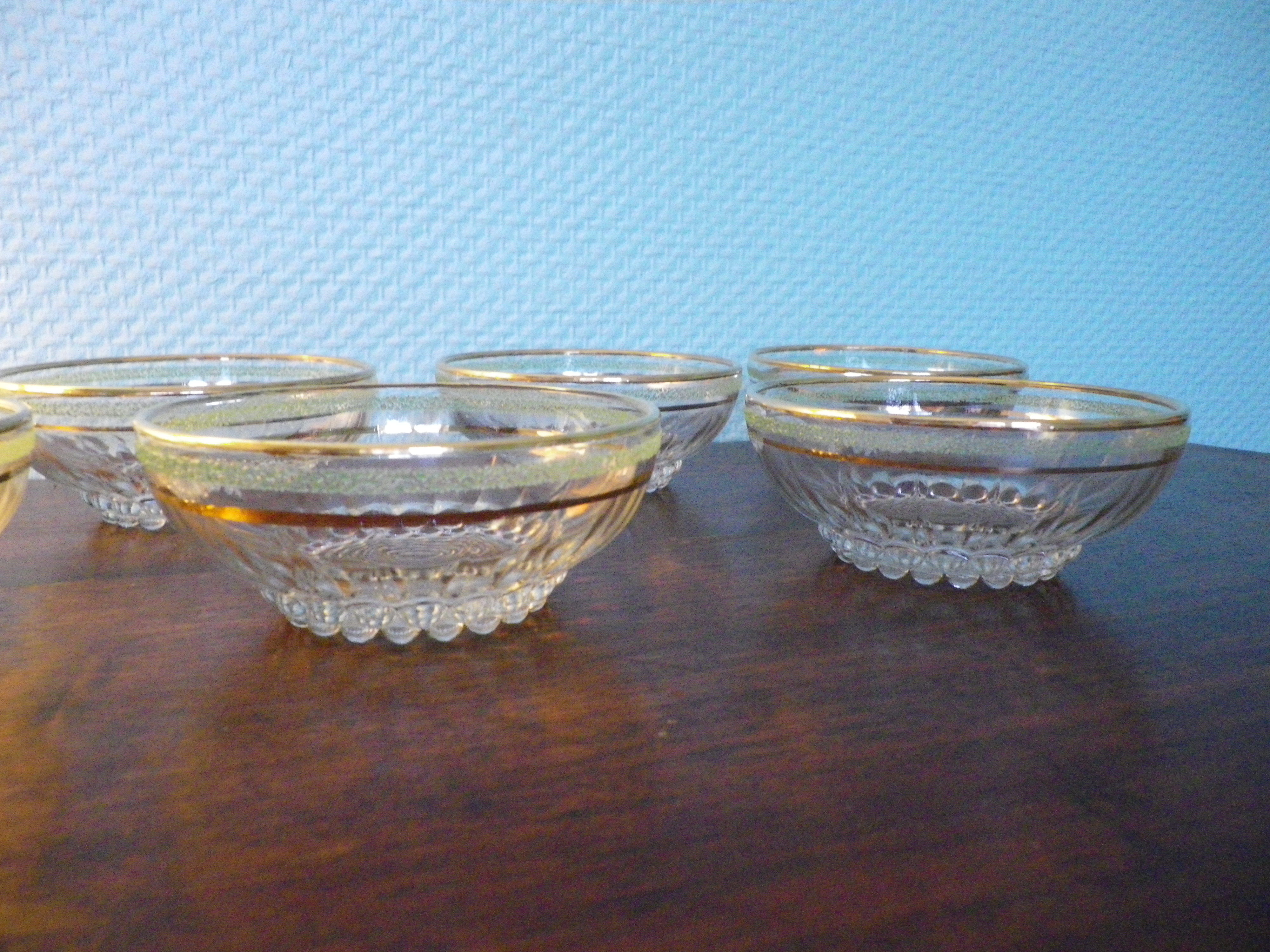 Lot of 8 old dessert cups with granite contour and gilded edges - vintage - 60s