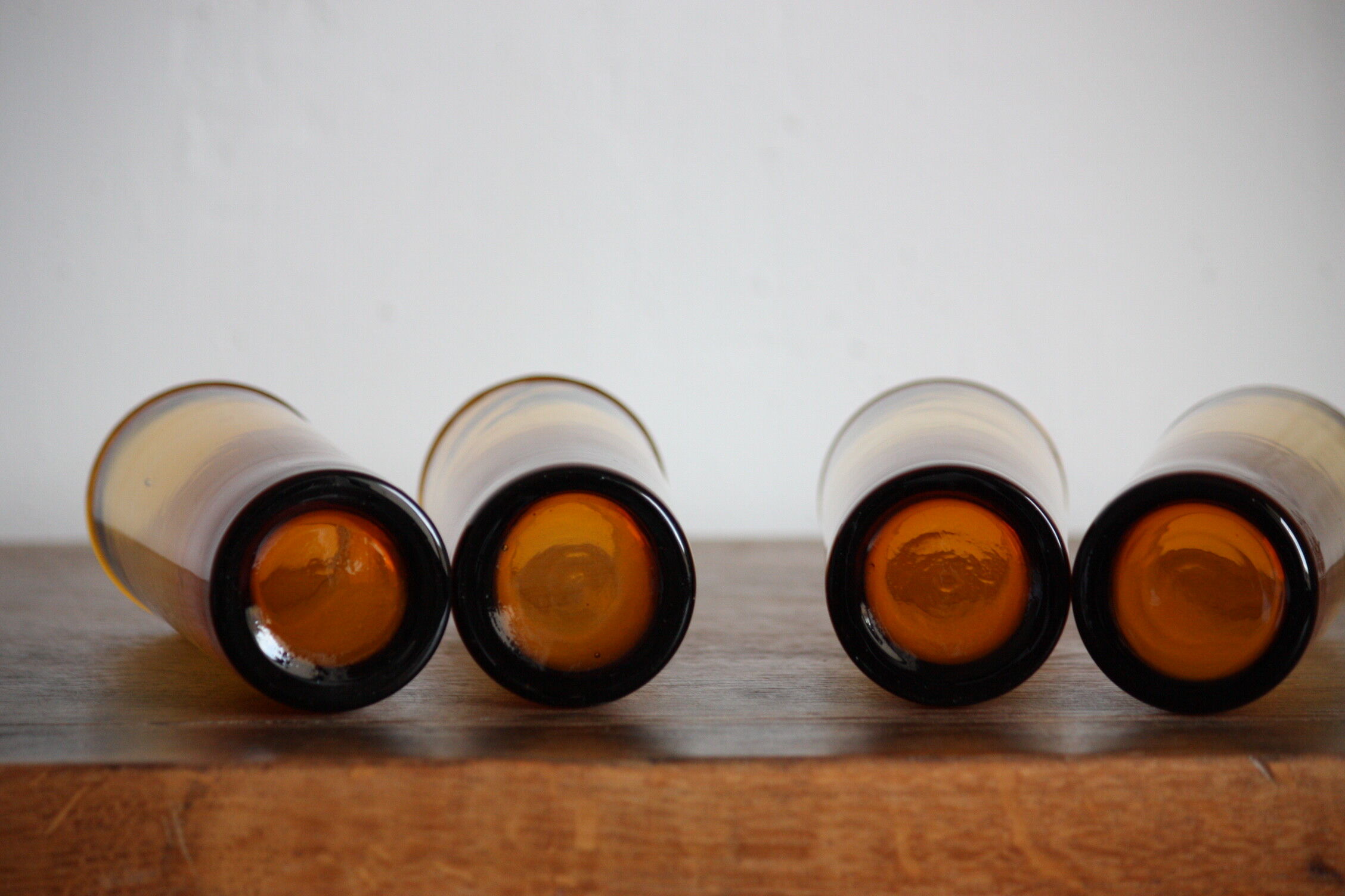 4 amber glasses with orangeade