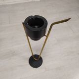 Ceramic ashtray base 50