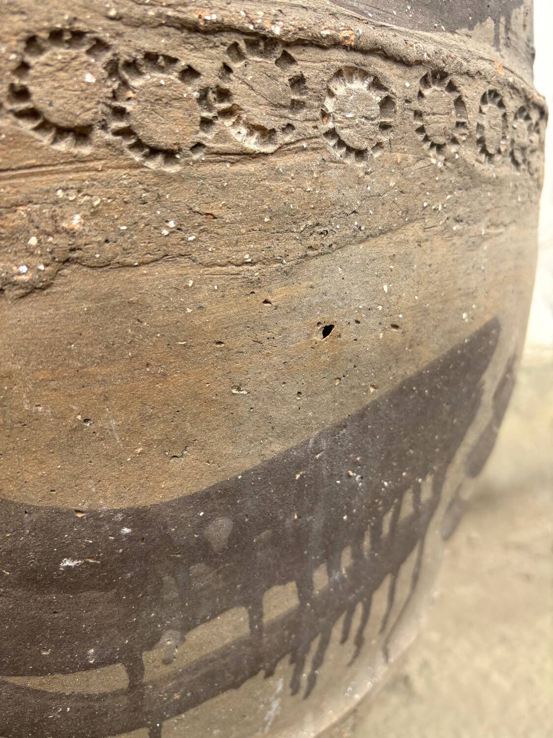 Spanish oil jar, Tinaja, 18th century.