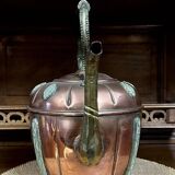 Orientalist kettle in hammered copper, 19th century, pretty shape with chiseled decorations